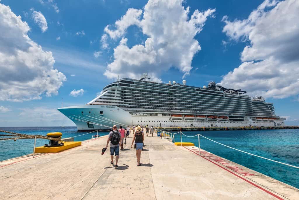 Easy Ways to Befriend Your Fellow Cruisers